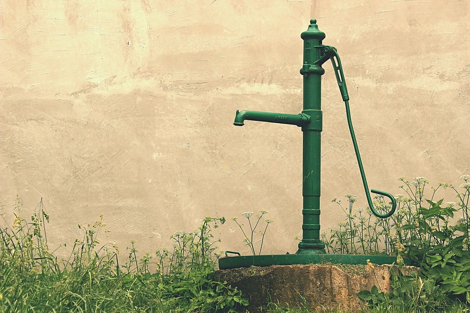 Pompe de surface pour puits : à quoi sert-elle ?